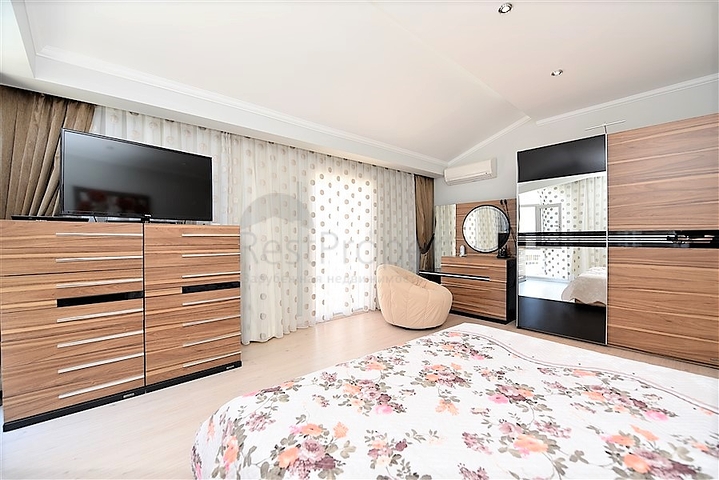 دوبلكس مؤثثة ضمن مجمع سكني متكامل في افسلار 