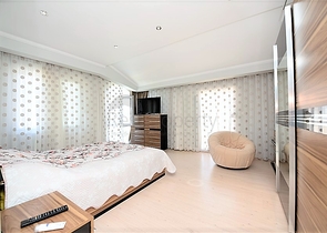 دوبلكس مؤثثة ضمن مجمع سكني متكامل في افسلار 