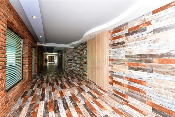 شقة غرفة وصالة ضمن مجمع فاخر في اوبا -الانيا 