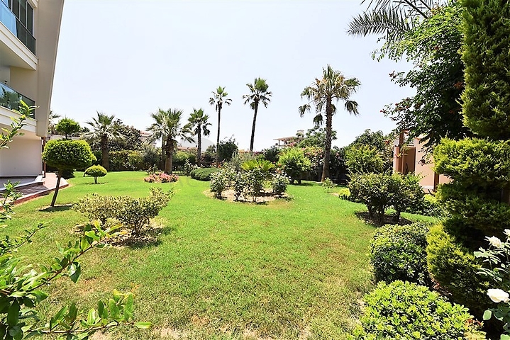 شقة غرفة وصالة ضمن مجمع فاخر في اوبا -الانيا 