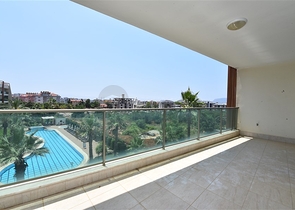 شقة غرفة وصالة ضمن مجمع فاخر في اوبا -الانيا 