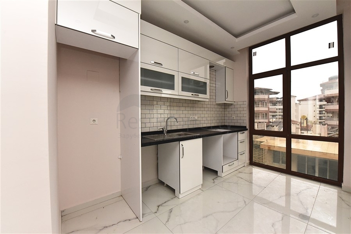 على مسافة خطوات من شاطئ البحر -مجمع سكني جديد في مركز الانيا 