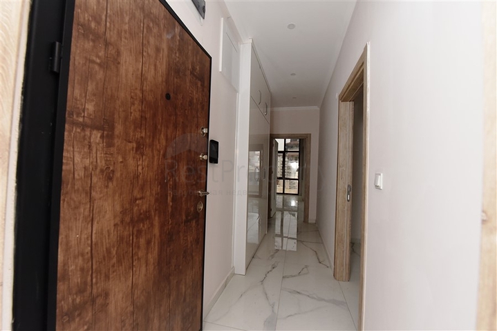 على مسافة خطوات من شاطئ البحر -مجمع سكني جديد في مركز الانيا 