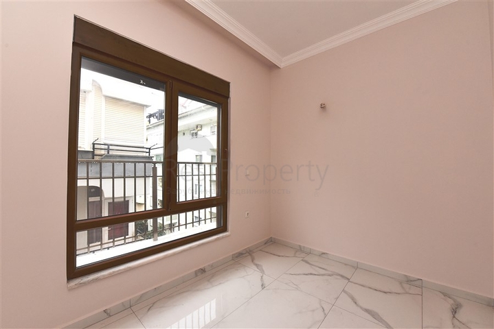 على مسافة خطوات من شاطئ البحر -مجمع سكني جديد في مركز الانيا 