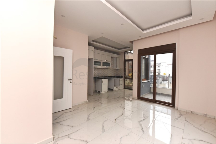 على مسافة خطوات من شاطئ البحر -مجمع سكني جديد في مركز الانيا 