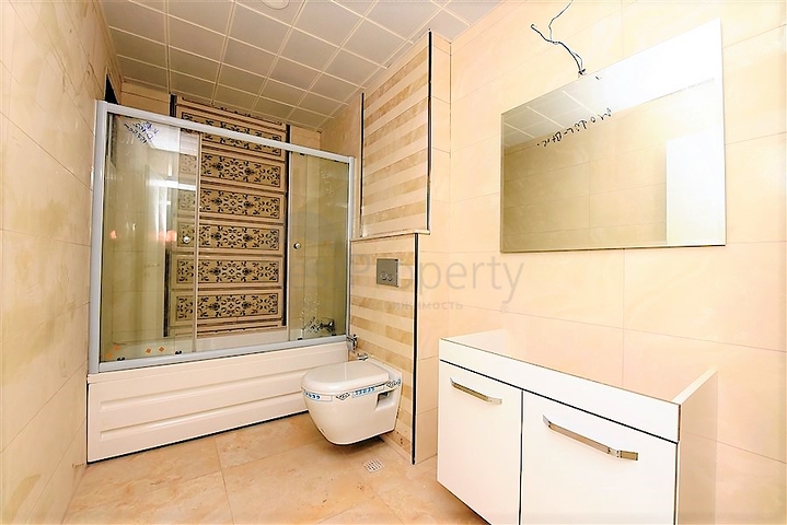 اطلالة بحرية ساحر- تراس واسع - دوبلكس غرفتين وصالة ضمن مجمع خمس نجوم في مهموتلار - الانيا 