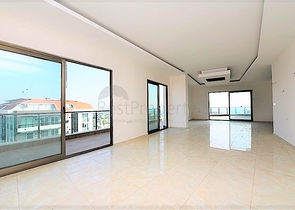 اطلالة بحرية ساحر- تراس واسع - دوبلكس غرفتين وصالة ضمن مجمع خمس نجوم في مهموتلار - الانيا 