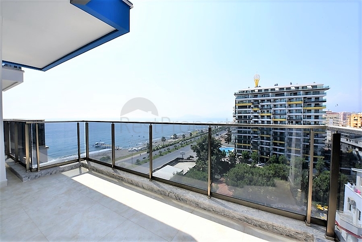 اطلالة بحرية مباشرة -شقة من تصميم غرفة وصالة ضمن مجمع سكني حديث في مهموتلار - الانيا 