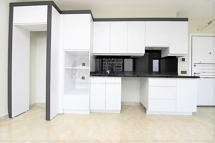 اطلالة بحرية مباشرة -شقة من تصميم غرفة وصالة ضمن مجمع سكني حديث في مهموتلار - الانيا 