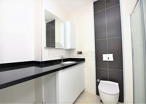 اطلالة بحرية مباشرة -شقة من تصميم غرفة وصالة ضمن مجمع سكني حديث في مهموتلار - الانيا 