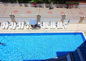 اطلالة بحر مباشرة - غرفة نوم وصالة مؤثثة في كاستل - الانيا 