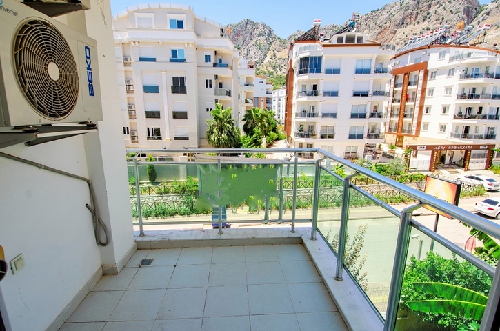 شقة بغرفة نوم واحدة في مجمع في كونيالتي