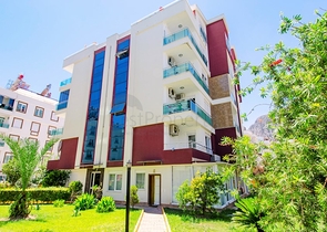 شقة بغرفة نوم واحدة في مجمع في كونيالتي