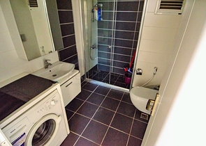 شقة بغرفة نوم واحدة في مجمع في كونيالتي