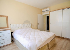 شقة بغرفة نوم واحدة في مجمع في كونيالتي