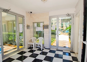 شقة بغرفة نوم واحدة في مجمع في كونيالتي