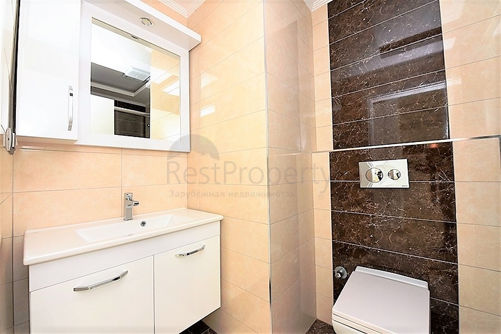 غرفة وصالة مؤثثة ضمن مجمع خمس نجوم في توسمور - الانيا 