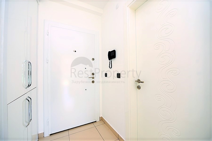 غرفة وصالة مؤثثة ضمن مجمع خمس نجوم في توسمور - الانيا 