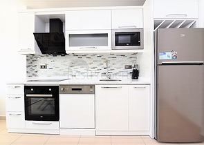 غرفة وصالة مؤثثة ضمن مجمع خمس نجوم في توسمور - الانيا 