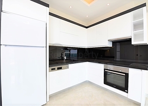 اطلالة بحرية مباشرة - شقة غرفة نوم وصالة ضمن مجمع سكني فخم  في مهموتلار - الانيا 