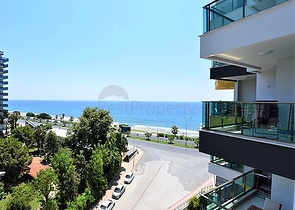 اطلالة بحرية مباشرة - شقة غرفة نوم وصالة ضمن مجمع سكني فخم  في مهموتلار - الانيا 