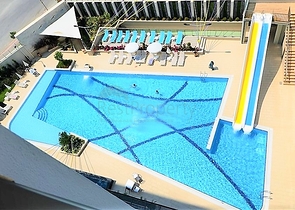 اطلالة بحرية مباشرة - شقة غرفة نوم وصالة ضمن مجمع سكني فخم  في مهموتلار - الانيا 