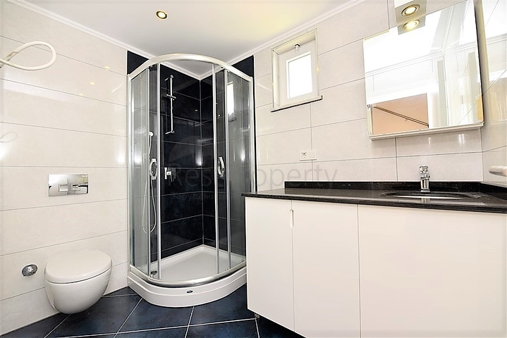 اطلالة بحرية ساحرة - شقق واسعة شمن مجمع حديث في كوناكله / الانيا