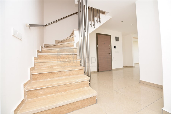 اطلالة بحرية ساحرة - شقق واسعة شمن مجمع حديث في كوناكله / الانيا