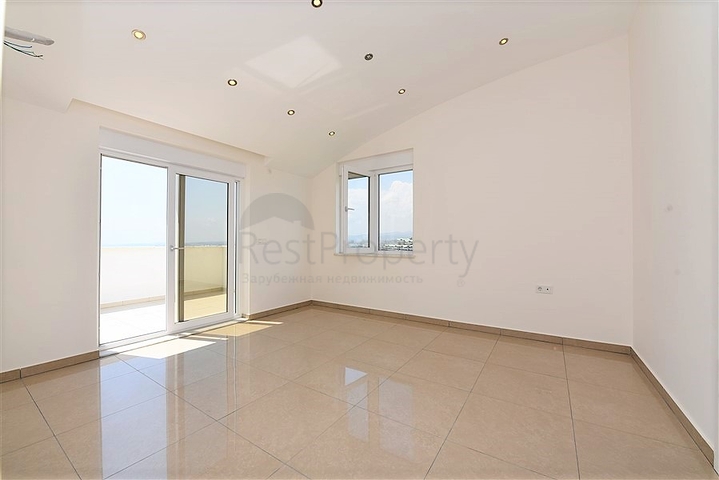 اطلالة بحرية ساحرة - شقق واسعة شمن مجمع حديث في كوناكله / الانيا