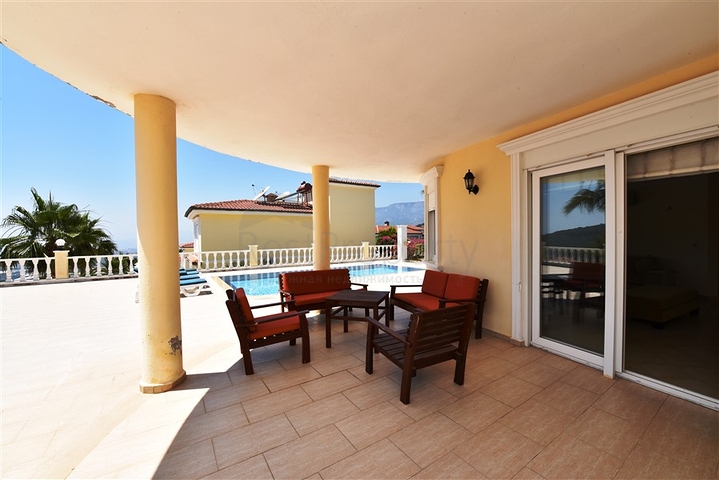 فيلا مستقلة مع مسبح خاص - اطلالة بحر - في كارجي جاك / الانيا 