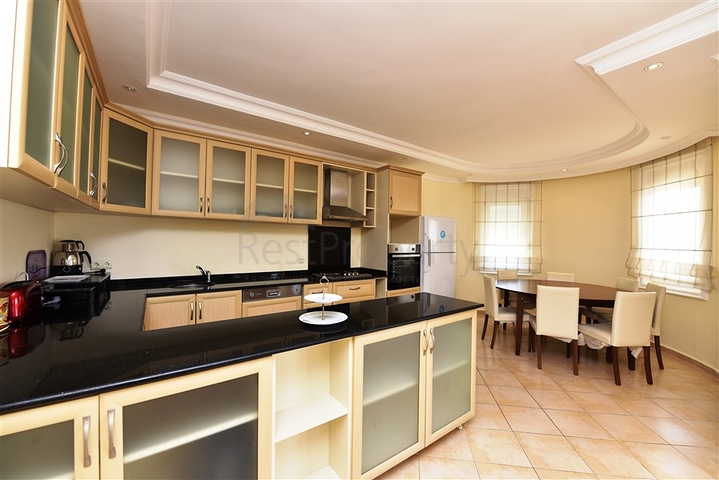 فيلا مستقلة مع مسبح خاص - اطلالة بحر - في كارجي جاك / الانيا 