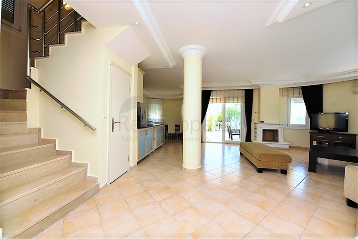 فيلا مستقلة مع مسبح خاص - اطلالة بحر - في كارجي جاك / الانيا 