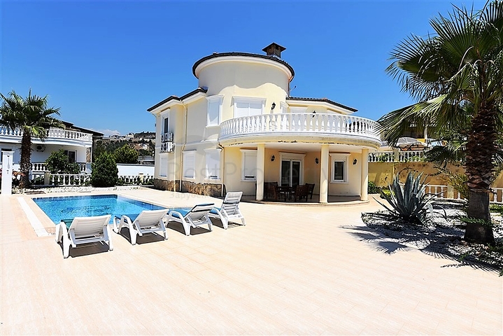 فيلا مستقلة مع مسبح خاص - اطلالة بحر - في كارجي جاك / الانيا 