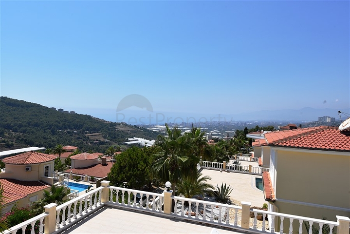 فيلا مستقلة مع مسبح خاص - اطلالة بحر - في كارجي جاك / الانيا 