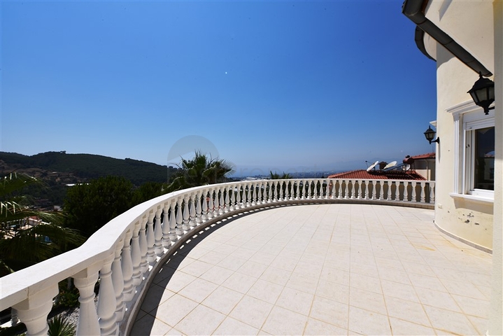 فيلا مستقلة مع مسبح خاص - اطلالة بحر - في كارجي جاك / الانيا 