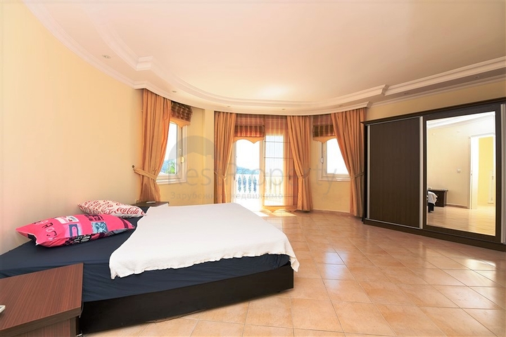 فيلا مستقلة مع مسبح خاص - اطلالة بحر - في كارجي جاك / الانيا 