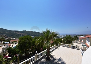 فيلا مستقلة مع مسبح خاص - اطلالة بحر - في كارجي جاك / الانيا 