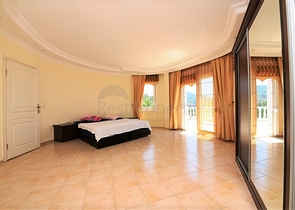 فيلا مستقلة مع مسبح خاص - اطلالة بحر - في كارجي جاك / الانيا 