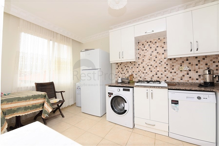 دوبلكس عائلية -بسعر مميز - من تصميم خمس غرف وصالة  في اوبا / الانيا 