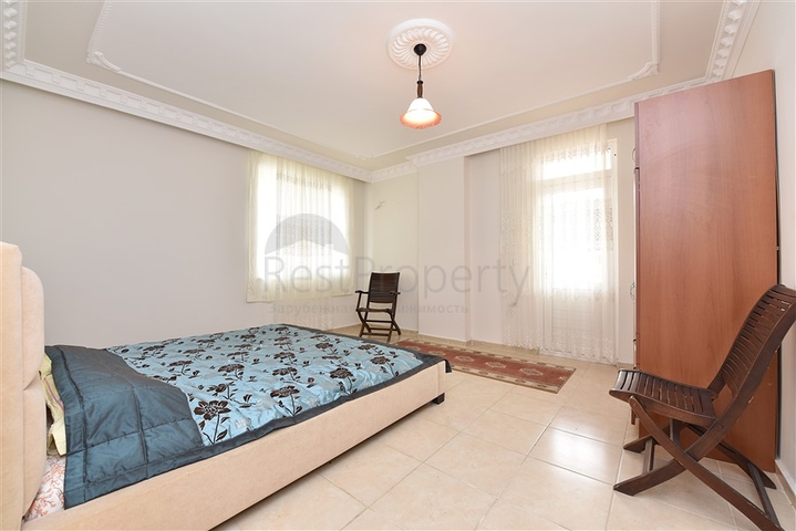 دوبلكس عائلية -بسعر مميز - من تصميم خمس غرف وصالة  في اوبا / الانيا 