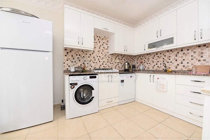 دوبلكس عائلية -بسعر مميز - من تصميم خمس غرف وصالة  في اوبا / الانيا 