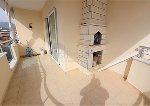 دوبلكس عائلية -بسعر مميز - من تصميم خمس غرف وصالة  في اوبا / الانيا 