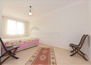 دوبلكس عائلية -بسعر مميز - من تصميم خمس غرف وصالة  في اوبا / الانيا 