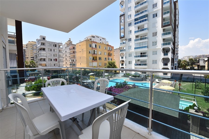 شقة للبيع في مهموتلار / الانيا - من تصميم غرفة نوم وصالة 