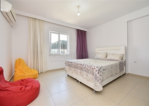 شقة للبيع في مهموتلار / الانيا - من تصميم غرفة نوم وصالة 