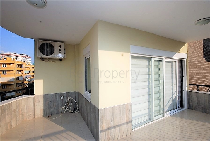 شقق للبيع في الانيا / انطاليا - من تصميم غرفتين وصالة مفروشة بالكامل وضمن مجمع سكني 