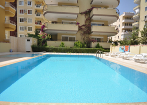 شقق للبيع في الانيا / انطاليا - من تصميم غرفتين وصالة مفروشة بالكامل وضمن مجمع سكني 