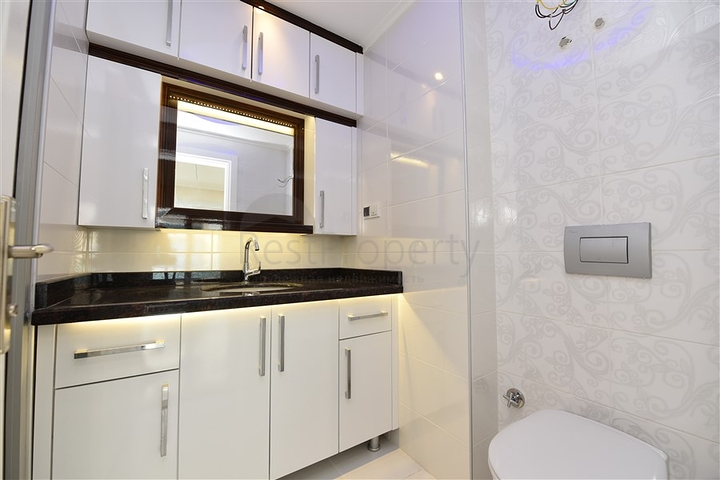 شقة للبيع ضمن مجمع فخم في مهموتلار / الانيا 