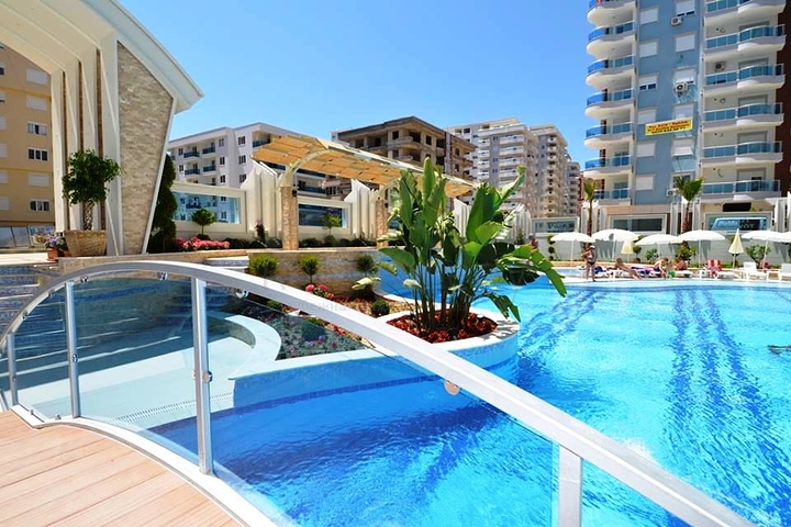 شقة للبيع ضمن مجمع فخم في مهموتلار / الانيا 