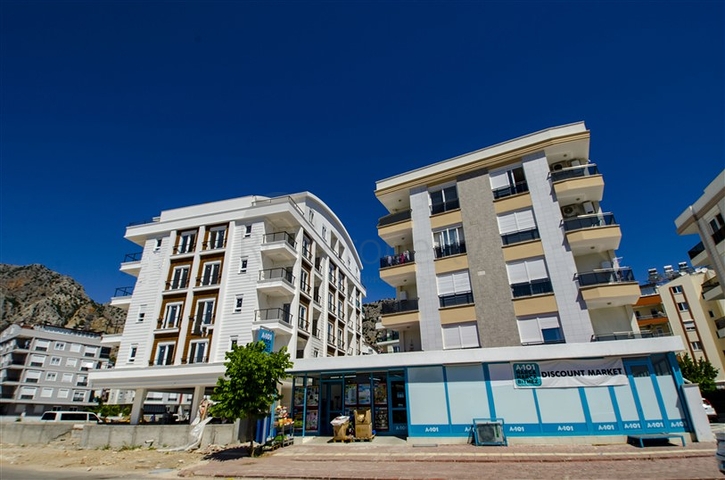 محلات للبيع في منطقة هورما كونيالتي مع ضمان الإيجار